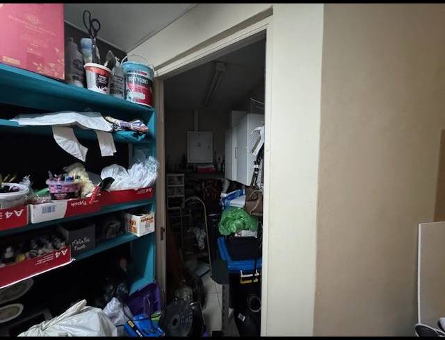 BUSINESS PROPERTY TO RENT IN HUMEWOOD